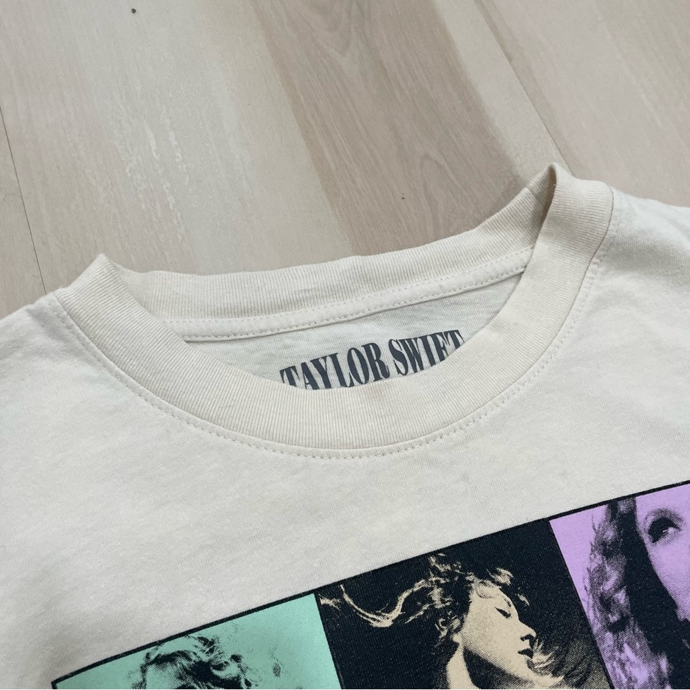 Taylor Swift The Eras Tour Medium T-Shirt Cream Beige Color Merch US 2023 - Picture 8 of 10